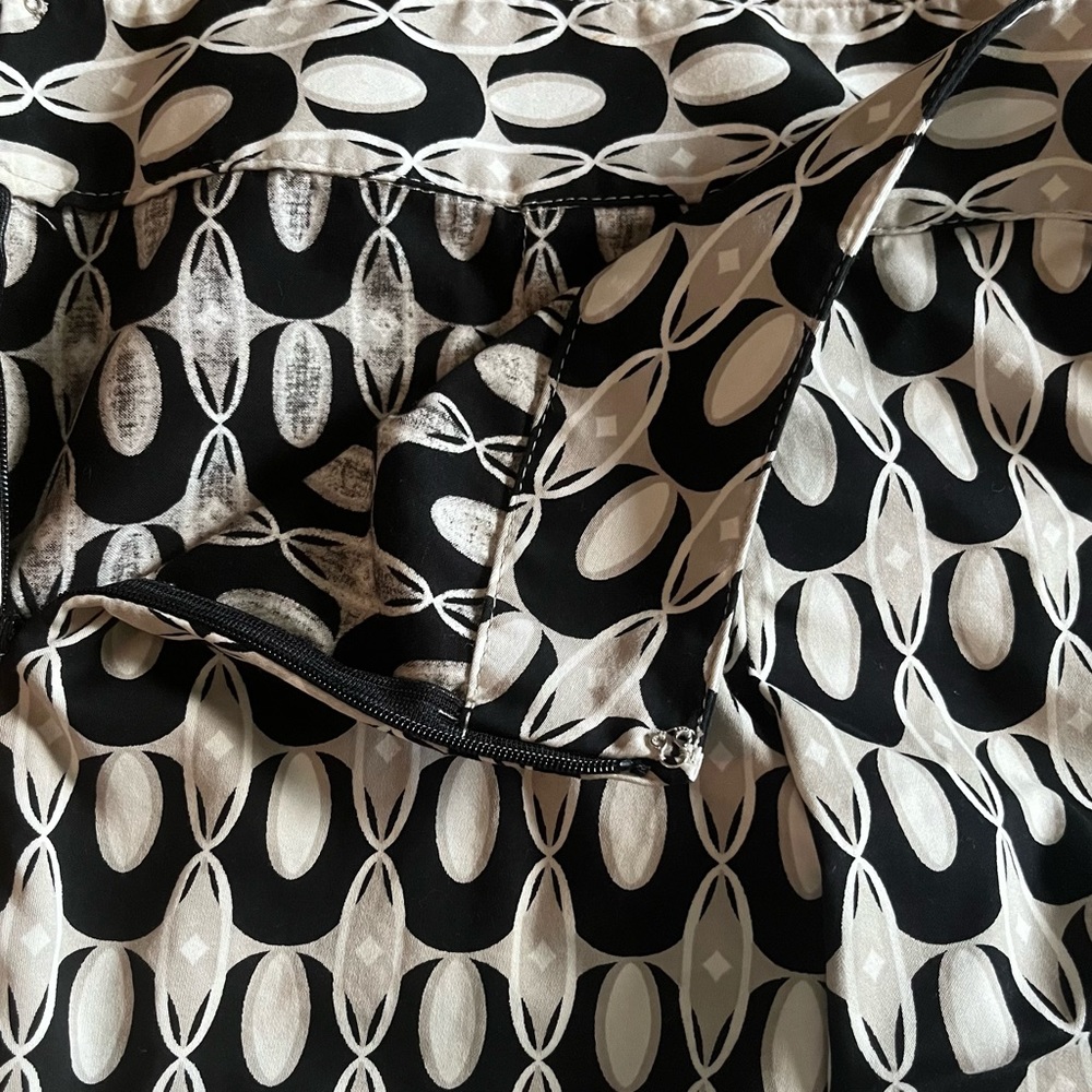 Ann Taylor women’s skirt size 12 - Picture 7 of 7